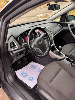 Opel Astra J Sports Touer 1.7 CDTI – bélyegkép 6