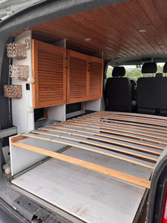 Volkswagen Transporter T5 2.0 CR TDI 140 LE – bélyegkép 13